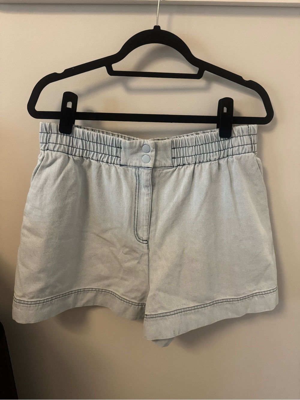 Hunter Bell Light Blue Denim Elastic-Waist Women’s Shorts